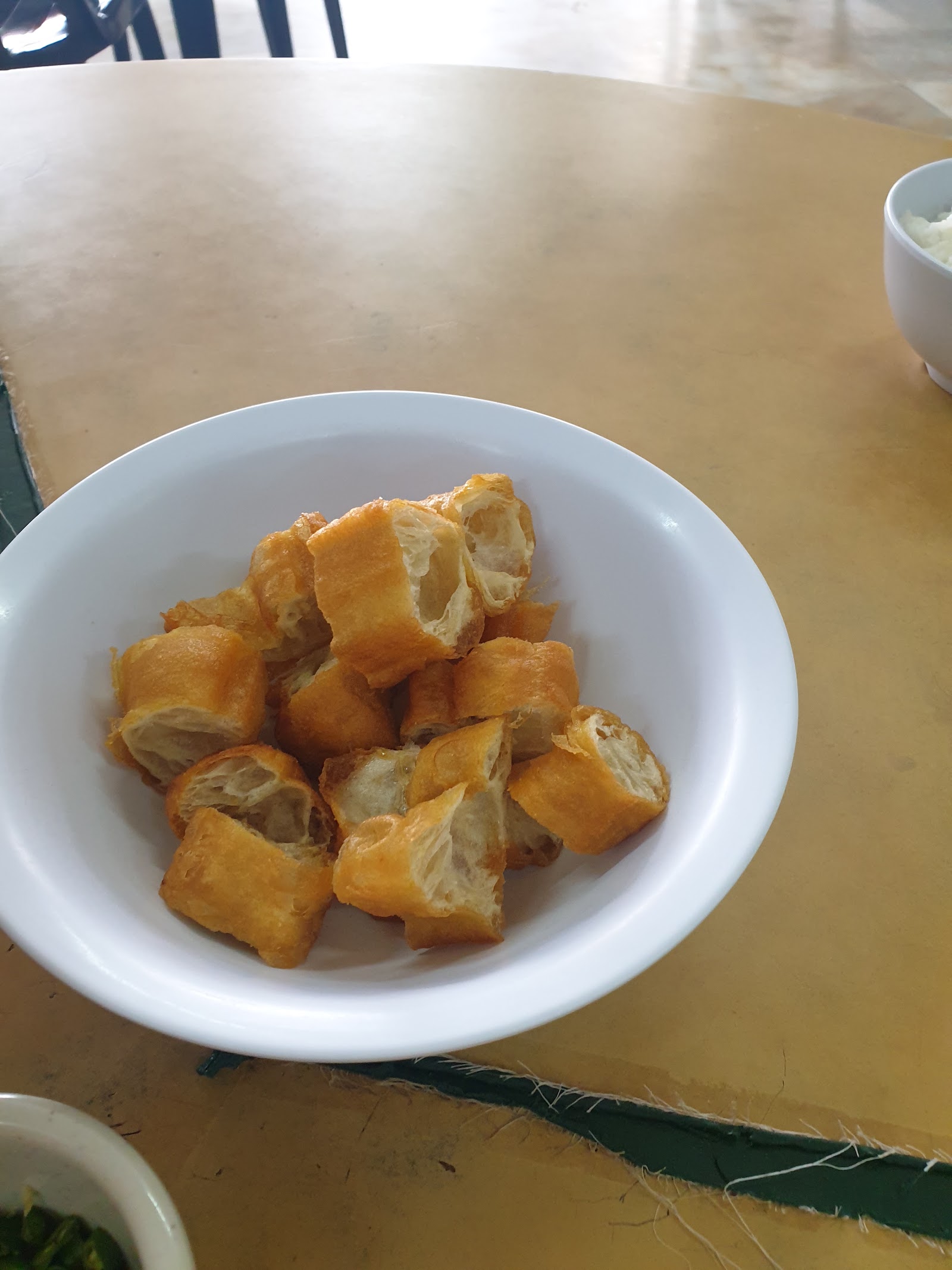 Fried dough sticks 油条